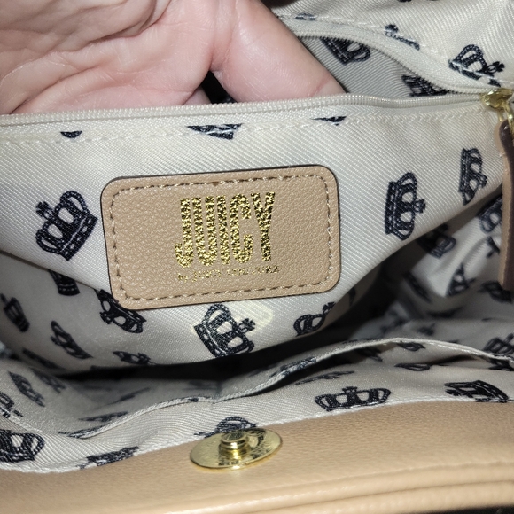 Juicy. Couture “Under Lock & Key” Shoulder Bag/Handbag - Picture 12 of 13